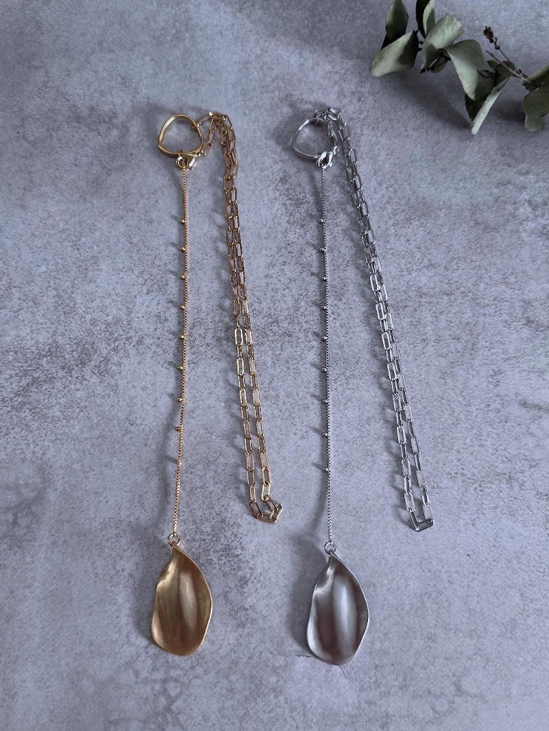 300. ayane /アヤン -charmaer- リーフチェーンネックレス(ゴールド、シルバー)(275824)