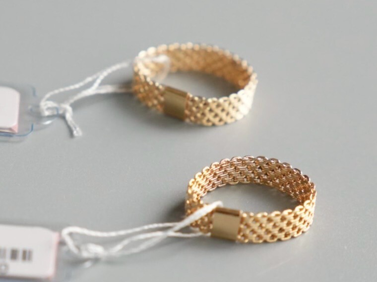 1006.　K18  5連リング 17号