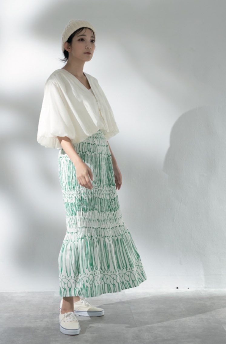 52.　MARGAUX VINTAGE / マルゴーヴィンテージ sheer balloon cardigan /off white（MG JK-25040-S）