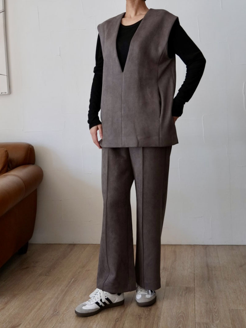 【SALE】235s. Anna Kerry / アンナケリー  スウェードジレ(camel/gray)（85253404)