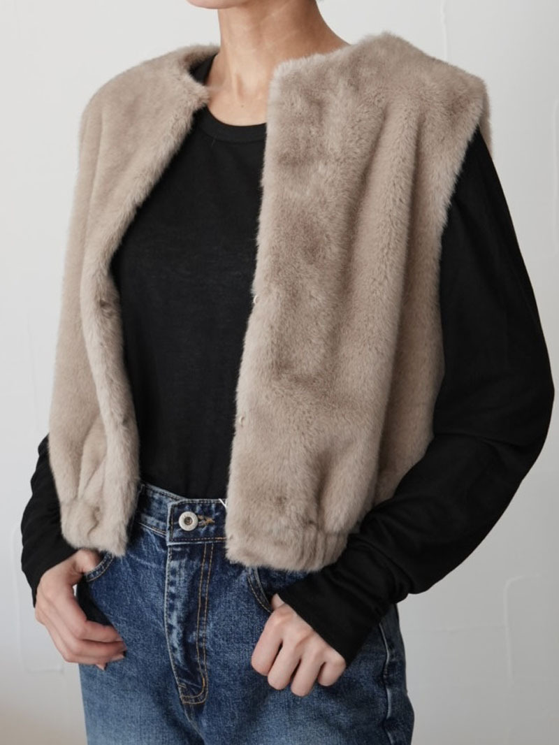 238. passione パシオーネ フェイクファーベスト(beige/gray) (36404)
