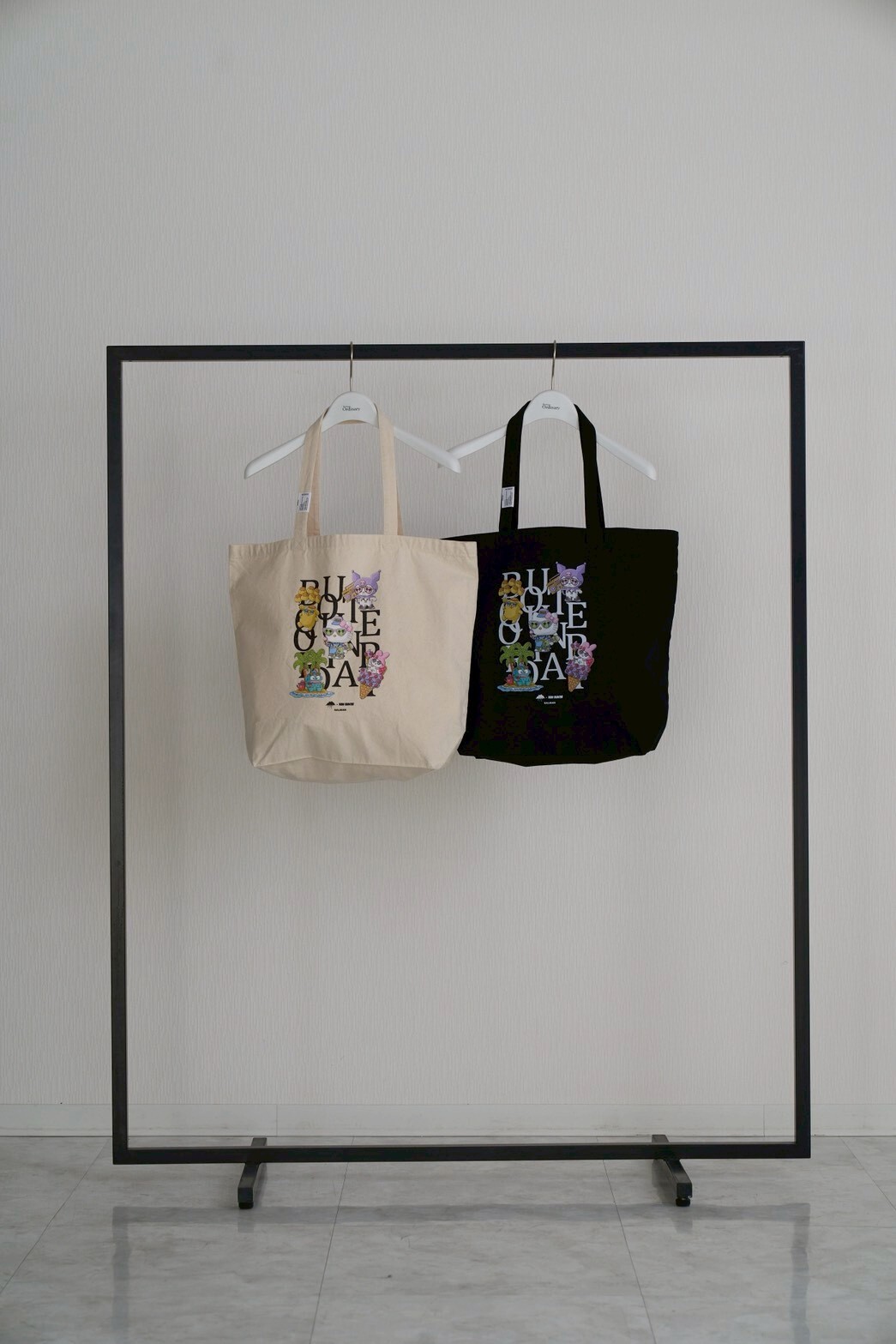 【5月中旬お届けのご予約】1002. Boutique Ordinary / ブティークオーディナリー  MULGA × サンリオ キャンバストートバッグ