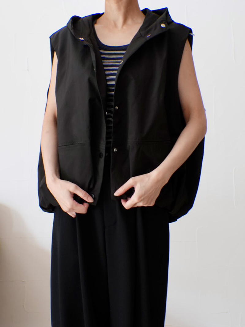 【再入荷】 214. LePuju select フーディベスト（black/off white）