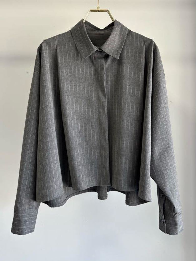 【8月入荷次第お届けのご予約】521.MARGAUX VINTAGE / マルゴー　ピンストライプブラウス(グレー/チャコール/ブラック)　MG BL-26094-A