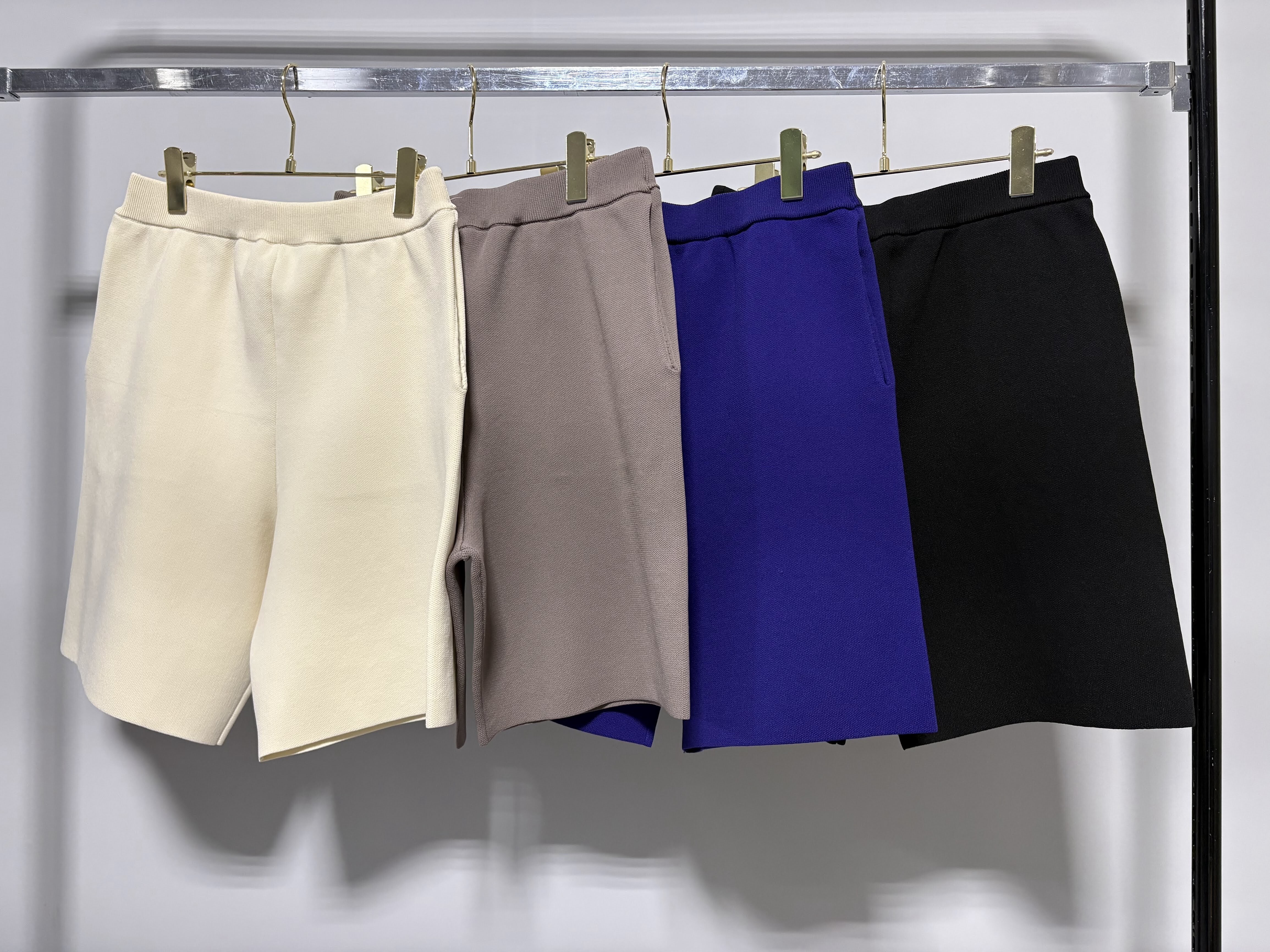 【9/下旬〜10/上旬入荷次第お届けのご予約】 MARGAUX VINTAGE/マルゴーヴィンテージ ニットショートパンツ