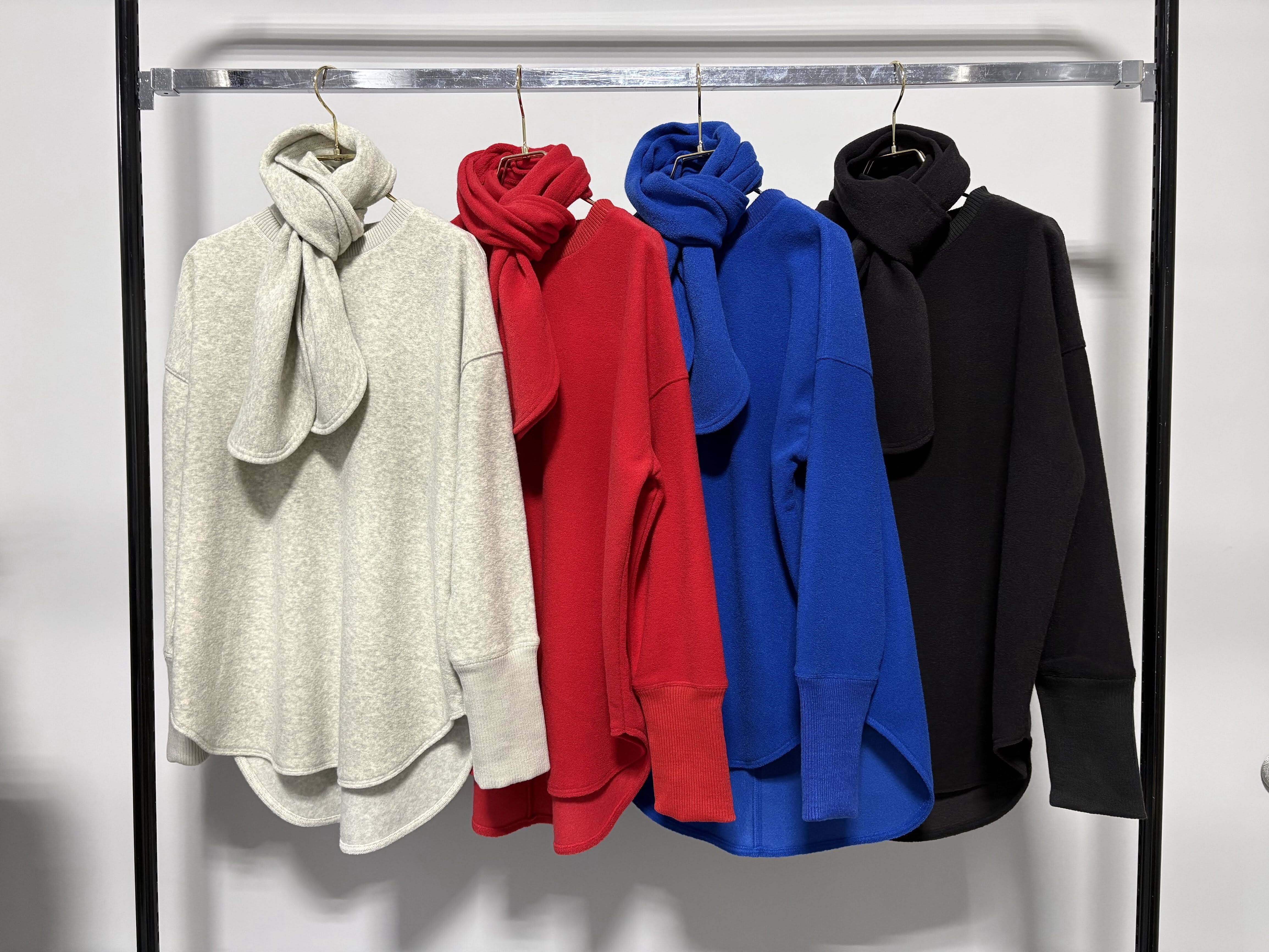 【9/下旬〜10/上旬入荷次第お届けのご予約】 MARGAUX VINTAGE/マルゴーヴィンテージ マフラー付き裏起毛プルオーバー