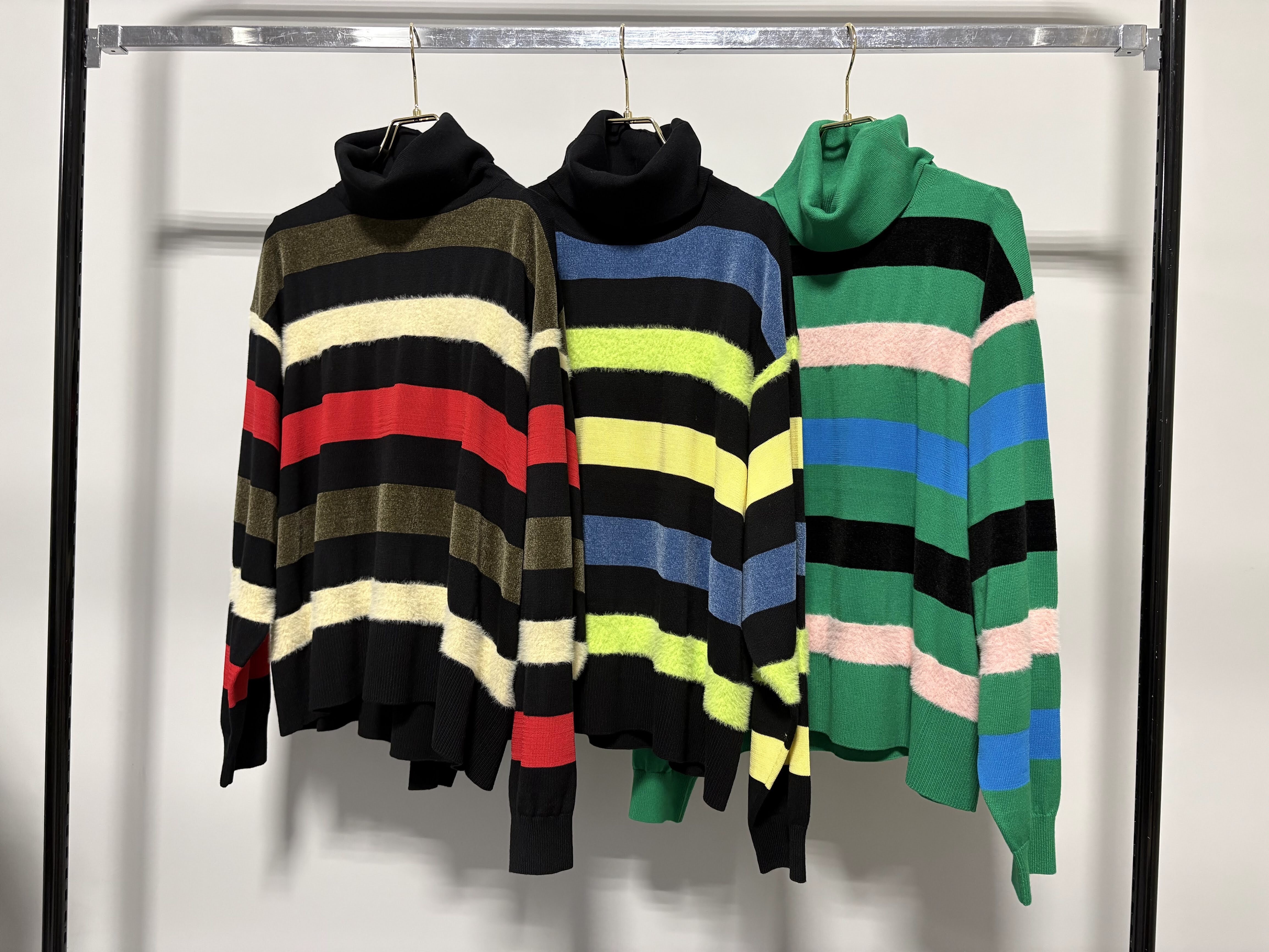 【10/上旬〜下旬入荷次第お届けのご予約】 MARGAUX VINTAGE/マルゴーヴィンテージ 異素材ボーダータートルニット