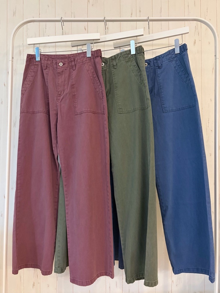 【10/下旬〜11/上旬入荷次第お届けのご予約】 L'ours Polaire et Bleu/ルスポレール&ブリュ ピグメントミリタリーベイカーパンツ 26316161